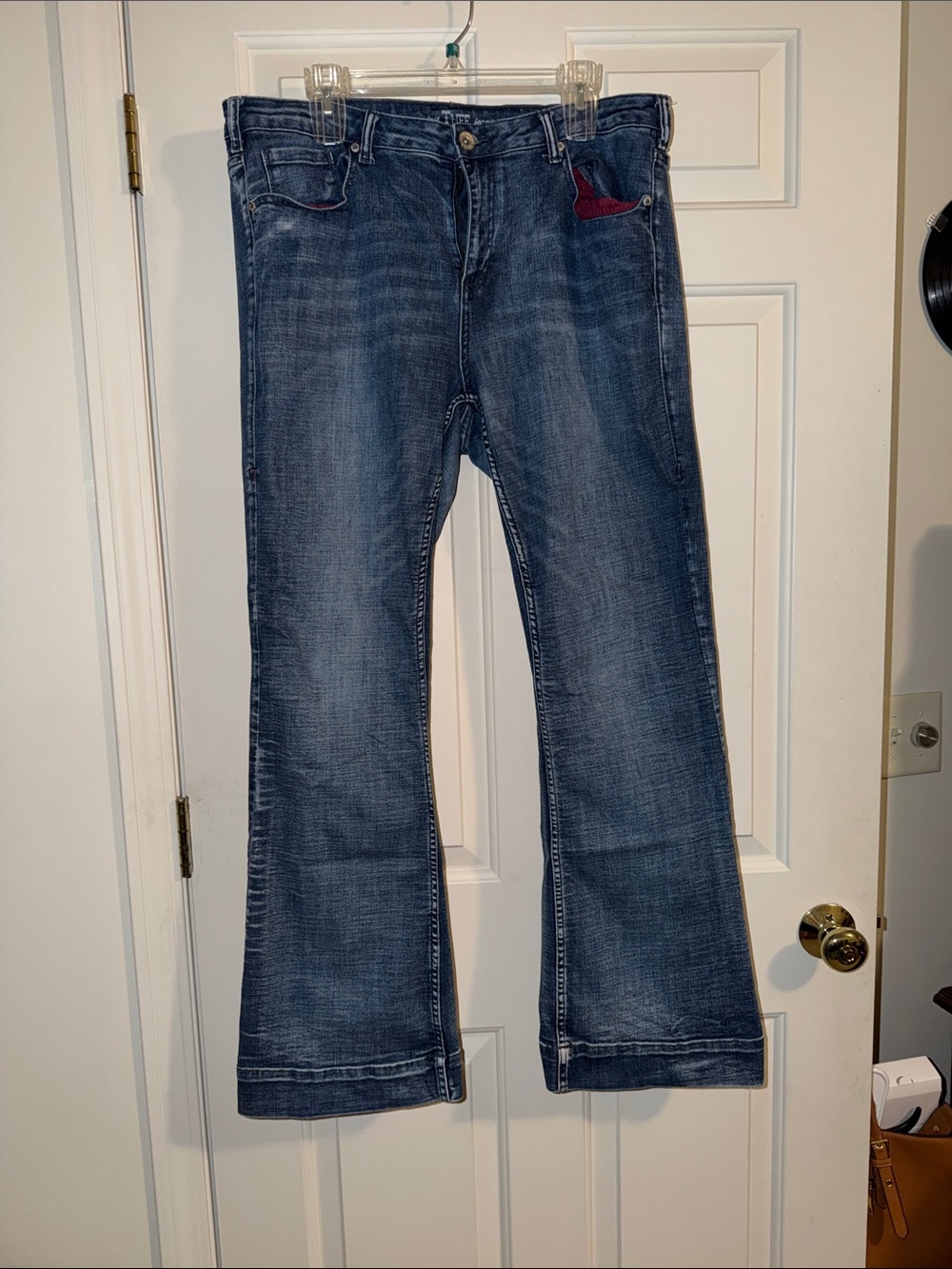 Cowgirl Tuff Women's Medium Blue Flare Jeans with Red Trim